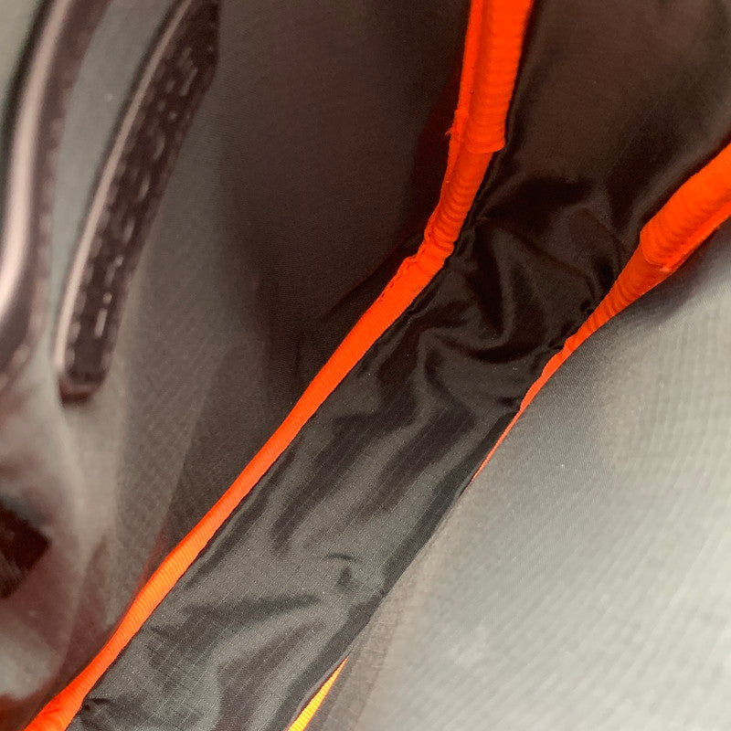 【中古品】【メンズ/レディース】 LACOSTE MONOGRAM VERTICAL SHOULDER BAG ラコステ モノグラム ショルダーバッグ ブランド カバン 188-260523-gm-19-fuzh カラー：ブラック 万代Net店