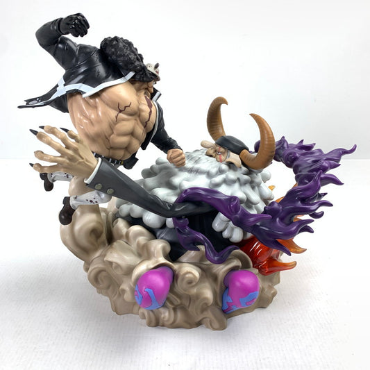 【中古品】 現状渡し品 本体のみ 一番くじ ワンピース 未来島エッグヘッド ～Burst of Energy～ ラストワン賞 バーソロミュー・くまVSジェイガルシア・サターン聖 Revible Moment フィギュア 047-260730-io-01-fuzh 万代Net店