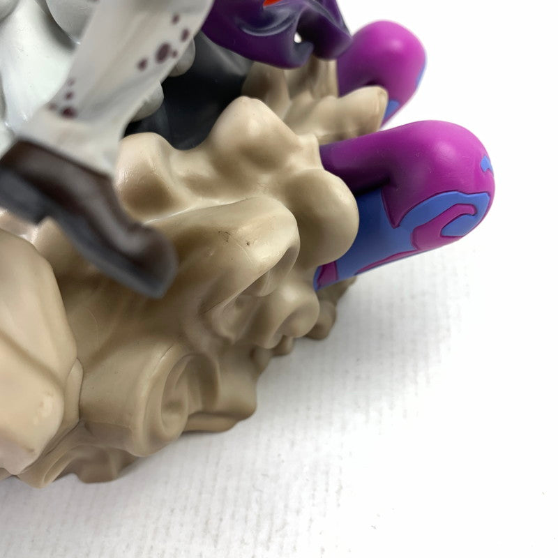 【中古品】 現状渡し品 本体のみ 一番くじ ワンピース 未来島エッグヘッド ～Burst of Energy～ ラストワン賞 バーソロミュー・くまVSジェイガルシア・サターン聖 Revible Moment フィギュア 047-260730-io-01-fuzh 万代Net店