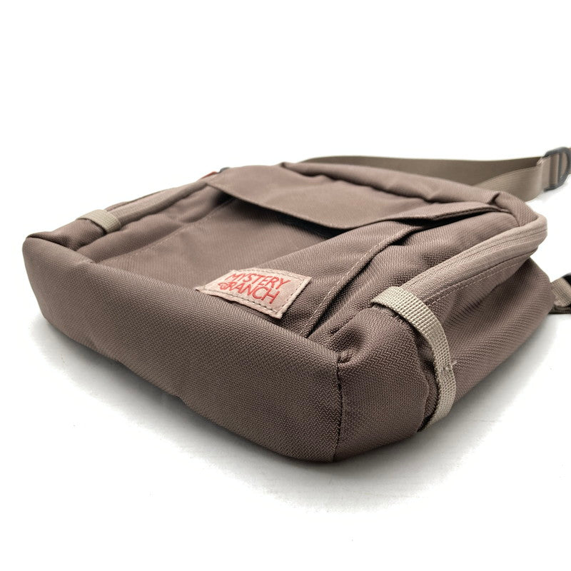 【中古品】【メンズ】 MYSTERY RANCH ミステリーランチ ショルダーバッグ カラー ライトベージュ カバン 188-260629-ky-13-fuzh 万代Net店