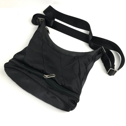 【中古品】【レディース】 DIESEL ディーゼル バッグ BLACK ナイロン ※内黄ばみ・白い汚れあり カバン ショルダーバッグ 188-260711-io-63-fuzh 万代Net店