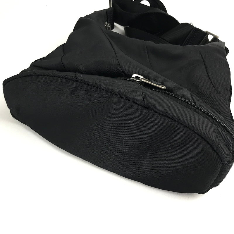 【中古品】【レディース】 DIESEL ディーゼル バッグ BLACK ナイロン ※内黄ばみ・白い汚れあり カバン ショルダーバッグ 188-260711-io-63-fuzh 万代Net店
