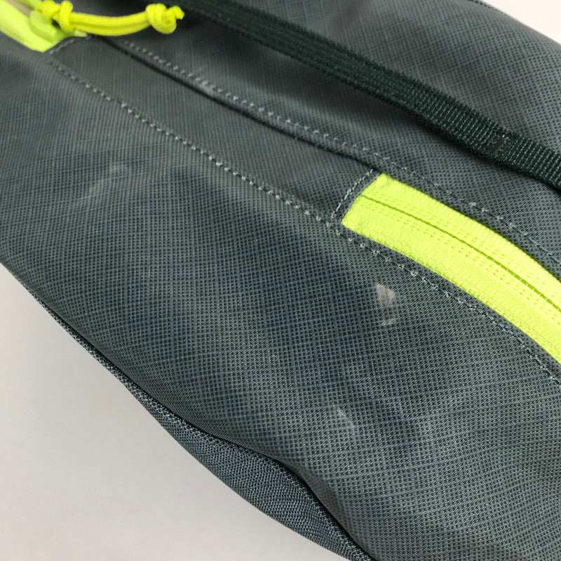 【中古品】【メンズ】 PATAGONIA パタゴニア 49367 ブラックホール・キューブ カラー KHAKI ポーチ カバン 188-260615-ky-08-fuzh 万代Net店