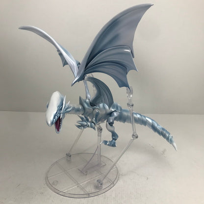 【中古品】 完備品 S.H.モンスターアーツ 遊☆戯☆王デュエルモンスターズ 青眼の白龍 ブルーアイズ・ホワイト・ドラゴン フィギュア ※外箱傷みあり 051-261006-io-24-fuzh 万代Net店