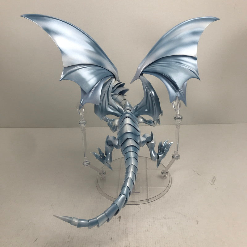 【中古品】 完備品 S.H.モンスターアーツ 遊☆戯☆王デュエルモンスターズ 青眼の白龍 ブルーアイズ・ホワイト・ドラゴン フィギュア ※外箱傷みあり 051-261006-io-24-fuzh 万代Net店