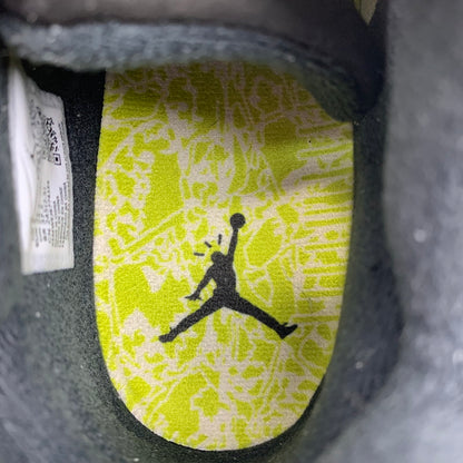 【中古品】【メンズ】 NIKE ナイキ×TRAVIS SCOTT トラヴィススコット FZ8117-102 JUMPMAN JACK TR MUSLIN N-YELLOW.BLK.WHI/SIZE:24.5cm/本体のみ スニーカー 靴 ※汚れあり 166-260917-io-04-fuzh 万代Net店
