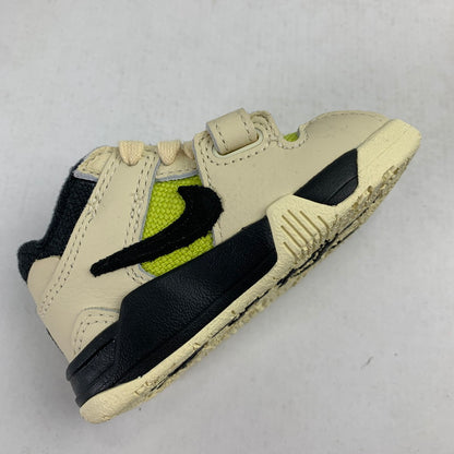 【中古品】【キッズ】 NIKE ナイキ×TRAVIS SCOTT トラヴィススコット FJ2852-102 JUMPMAN JACK TR N-YELLOW.BLK.WHI/SIZE:11.0cm/タグ.シューレース.箱付属 173-260917-io-05-fuzh 万代Net店