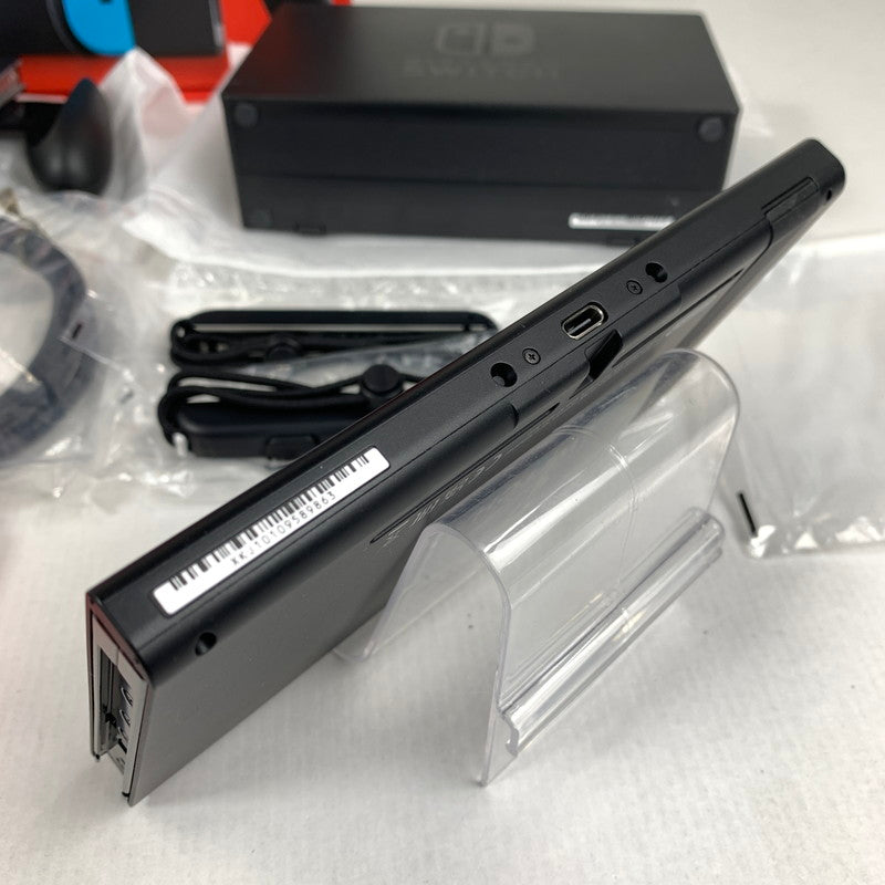 【中古品】 Nintendo Switch Joy-Con(L) ネオンブルー (R) ネオンレッド 2022モデル 箱傷み 034-260604-MO-02-fuz 万代Net店