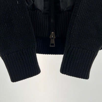 【中古品】【メンズ】 MONCLER モンクレール D20919402800-94789 MAGLIONE TRICOT CARDIGAN ダウン ジャケット ニット アウター コート 古着 141-260603-mh-09-fuz サイズ：S カラー：ブラック 万代Net店