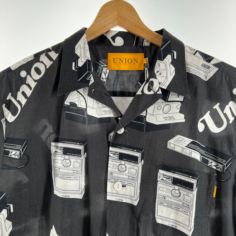 【中古美品】【メンズ】 UNION ユニオン SNAPSHOT WOVEN SHIRT 半袖 シャツ トップス 古着 142-260603-mh-02-fuz サイズ：03 カラー：ブラック 万代Net店