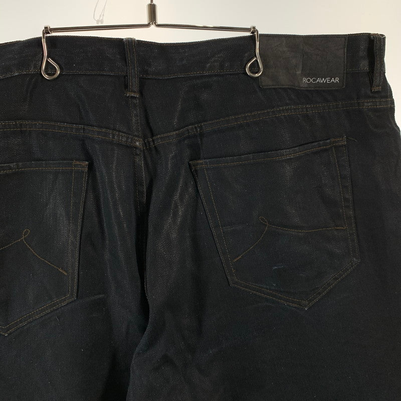 【中古品】【メンズ】 ROCAWEAR ロカウェア デニムパンツ ジーンズ ブランド 古着 ボトムス 153-260606-gm-02-fuz サイズ：W42 カラー：インディゴ ブラック 万代Net店