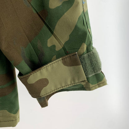【中古品】【メンズ】 U.S.ARMY USアーミー ECWCS GEN1 GORE-TEX PARKA CAMO SIZE:M メンズ カモ ゴアテックスパーカー カモフラ カモフラージュ 迷彩柄 ※穴有・スレあり・汚れあり 145-260613-io-24-fuzh 万代Net店