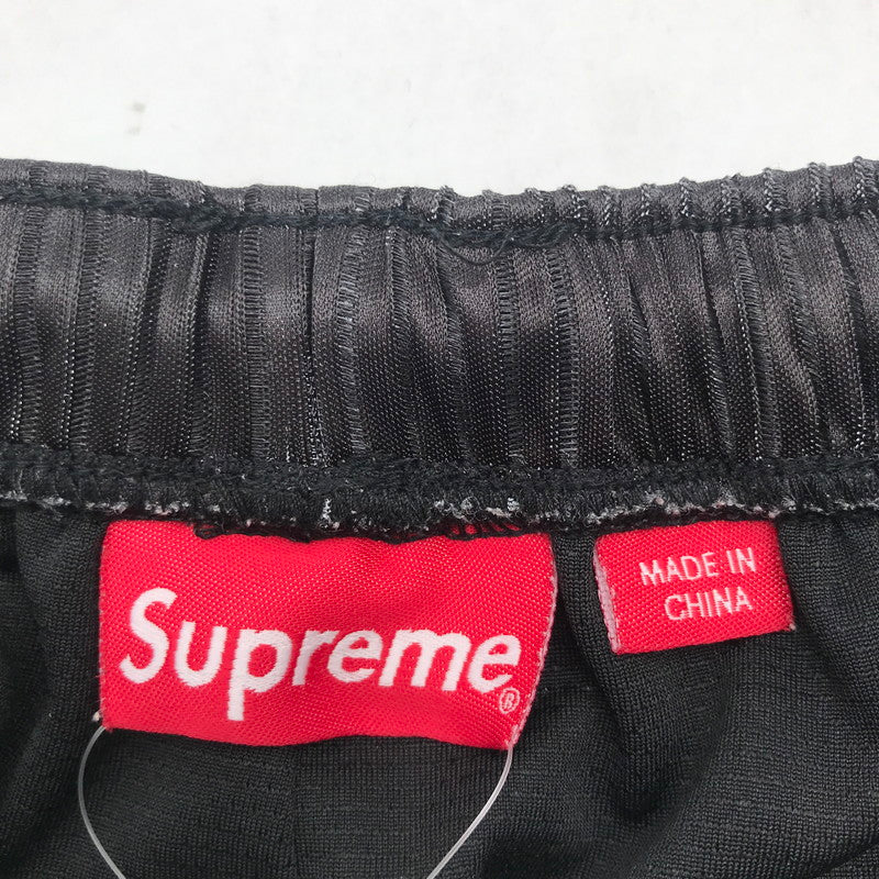 【中古品】【メンズ】 SUPREME シュプリーム GRADIENT MESH STRIPE グラディエント メッシュ ストライプ BAGGY SHORT バギー ショートパンツ 短パン BLACK SIZE:M 23SS ※使用感有 色抜けあり 149-260613-io-38-fuzh 万代Net店