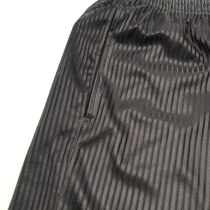 【中古品】【メンズ】 SUPREME シュプリーム GRADIENT MESH STRIPE グラディエント メッシュ ストライプ BAGGY SHORT バギー ショートパンツ 短パン BLACK SIZE:M 23SS ※使用感有 色抜けあり 149-260613-io-38-fuzh 万代Net店