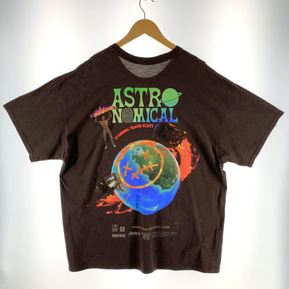 【中古品】【メンズ】 TRAVIS SCOTT × FORTNITE トラヴィス・スコット×フォートナイト コラボ Astronomical Fortnite S/S TEE 半袖Tシャツ 142-260615-vt-95-fuzh サイズ：XL カラー：ブラウン 万代Net店
