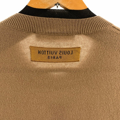 【中古品】【メンズ】 LOUIS VUITTON ルイヴィトン カシミヤシルク LVエンボスロゴセーター トップス ニット ブランド 古着 141-260614-gm-09-fuz サイズ：L カラー：ベージュ 万代Net店