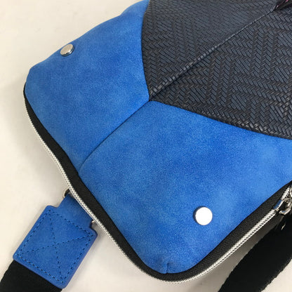 【中古品】【レディース】 雅結 ボディバッグ ブルー.和柄 2WAY ジンベエザメ カバン かわいい 可愛い ※ほつれあり 188-260711-io-56-fuzh 万代Net店