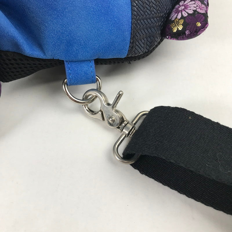 【中古品】【レディース】 雅結 ボディバッグ ブルー.和柄 2WAY ジンベエザメ カバン かわいい 可愛い ※ほつれあり 188-260711-io-56-fuzh 万代Net店