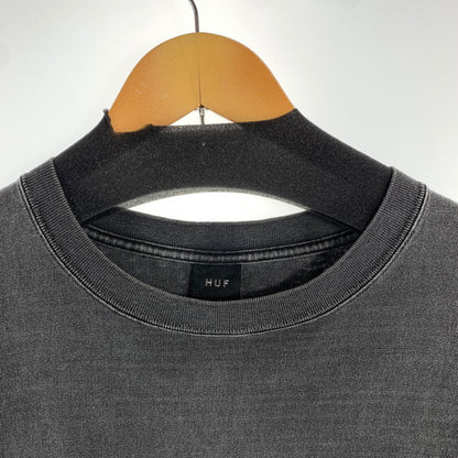 【中古品】【メンズ】 HUF ハフ CLASSIC ARCH WIDE CREW 半袖 Tシャツ トップス 古着 142-260622-mh-06-fuzh サイズ：XL カラー：インクブラック 万代Net店
