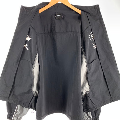 【中古品】【メンズ】 HUF ANTHEM TRACK JACKET ハフ トラックジャケット オーバーサイズ ナイロンジャケット ブルゾン アウター 古着 142-260627-gm-24-fuz サイズ：XL カラー：グレー ブラック 万代Net店