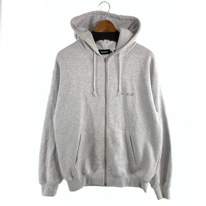【中古品】【メンズ】 XLARGE RHINESTONE OG ZIP HOODED エクストララージ ジップ フーディー パーカー ブランド 古着 142-260628-gm-02-fuz サイズ：M カラー：ライトグレー 万代Net店