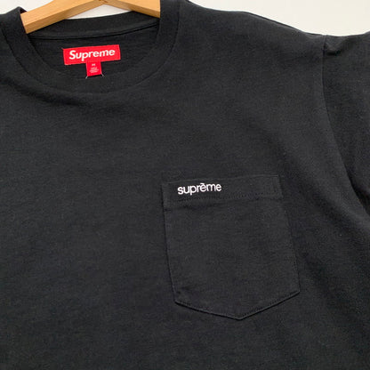 【中古品】【メンズ】 SUPREME 22SS CLASSIC LOGO POCKET TEE シュプリーム クラシックロゴ ポケット 半袖Tシャツ カットソー ブランド 古着 149-260628-gm-26-fuz サイズ：M カラー：ブラック 万代Net店