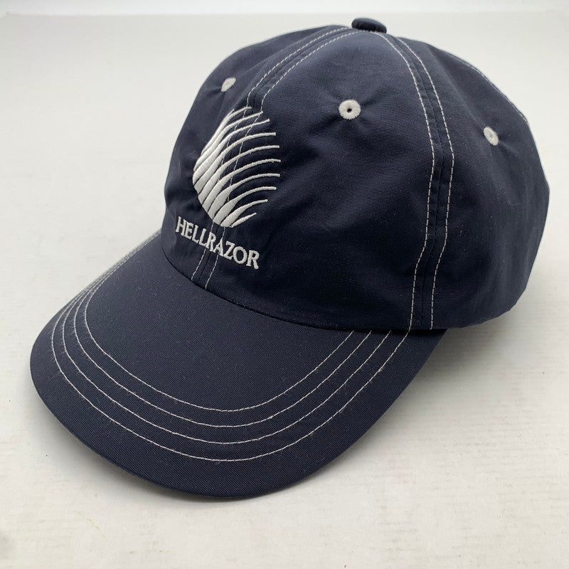 【中古品】【メンズ】 HELLRAZOR CAP ヘルレイザー キャップ NAVY 帽子 タグ付き ※汚れ・使用感あり 185-260811-io-45-fuzh カラー：ネイビー 万代Net店
