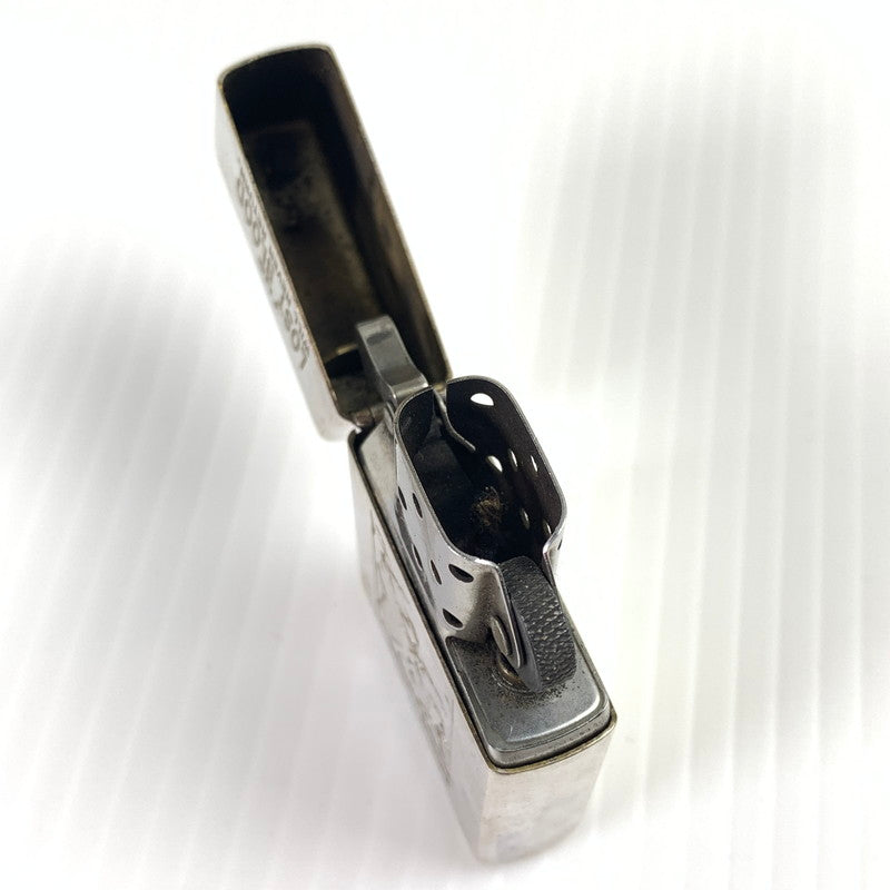 【中古品】【メンズ】 ZIPPO ジッポ オイルライター 喫煙具 ライター 98年製 LOST BLOOD ※使用感あり 206-261013-io-33-fuzh カラー：シルバー 万代Net店