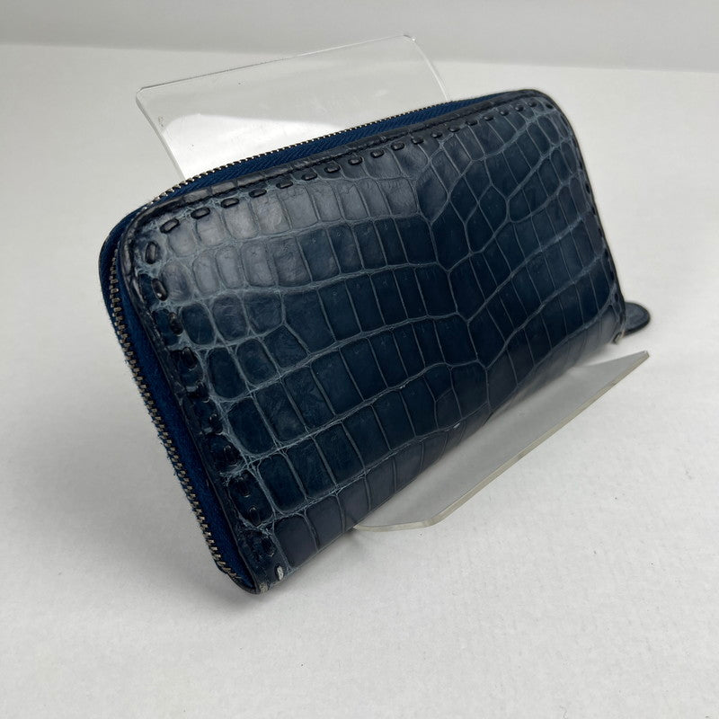 【中古品】【レディース】 BOTTEGA VENETA ボッテガ・ヴェネタ ラウンドジップ長財布 ネイビー 箱付属 ※角スレ・使用感有 財布 181-260705-io-10-fuzh 万代Net店
