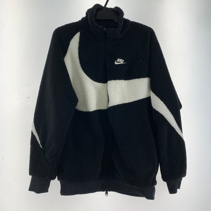 【中古品】【メンズ】 NIKE ナイキ BQ6546-011 BIG SWOOSH REVERSIBLE BOA JACKET ボアジャケット アウター 上着 BLACK SIZE:S ※汚れ・使用感有 148-260919-io-40-fuzh カラー：ブラック 万代Net店