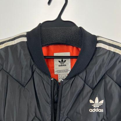 【中古品】【メンズ】 アディダス ADIDAS ORIGINALS DH5008 SST QUILTED JACKET キルティング ジャケット ダウン 148-260705-nm-02-fuzh サイズ：O カラー：ブラック 万代Net店