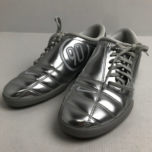 【中古品】【メンズ】 NIKE ナイキ II9792-011 WMNS TOTAL 90 トータル90 スニーカー 靴 160-260728-mh-03-fuzh サイズ：27.5cm カラー：シルバー 万代Net店
