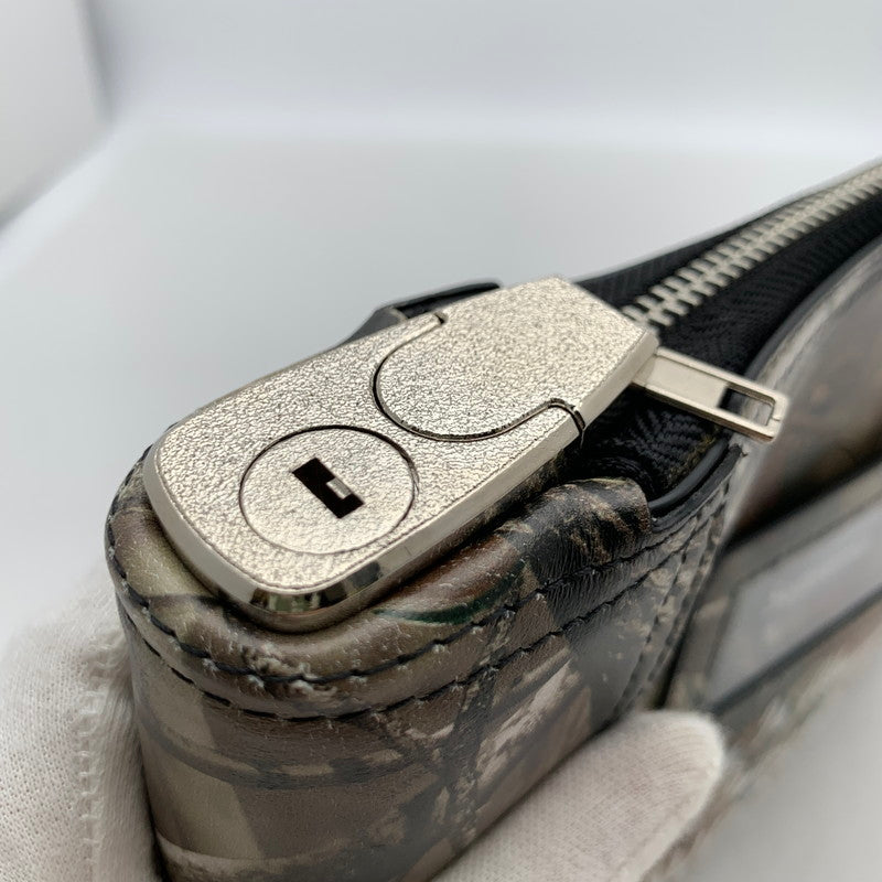 【中古品】【メンズ/レディース】 SUPREME シュプリーム LEATHER MONEY BAG レザーマネーバック リアルツリー 25FW B4UD13-94 カギ付属 149-260707-ny-01-fuzh カラー：カモ柄 万代Net店
