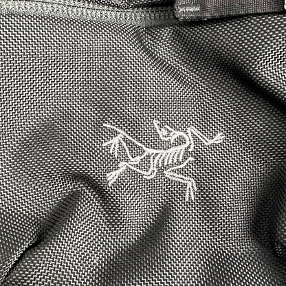 【中古品】【メンズ/レディース】 ARC'TERYX アークテリクス MAKA 1 WAISTPACK マカ 1 ウエストパック ショルダーバッグ 188-260710-ny-09-fuzh カラー：ブラック 万代Net店