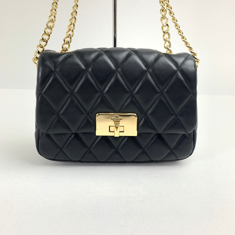 【中古品】 KATE SPADE NEW YORK ケイトスペードニューヨーク キャリー スモール フラップ クロスボディ カラーBLACK.ゴールド キルティング ショルダー カバン 180-260714-ky-08-fuzh 万代Net店