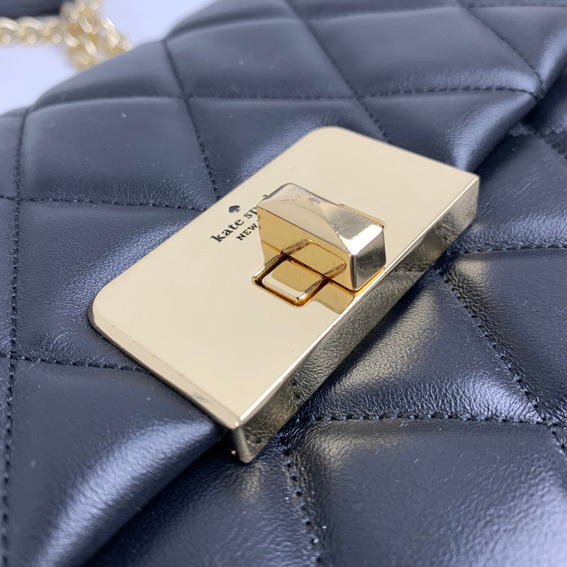 【中古品】 KATE SPADE NEW YORK ケイトスペードニューヨーク キャリー スモール フラップ クロスボディ カラーBLACK.ゴールド キルティング ショルダー カバン 180-260714-ky-08-fuzh 万代Net店