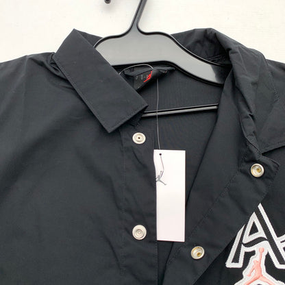 【中古美品】【メンズ】 NIKE ナイキ DM1417-010 JORDAN ジョーダン ロゴ スナップボタン 半袖シャツ トップス 古着 148-260724-mh-10-fuzh サイズ：Xl カラー：ブラック 万代Net店