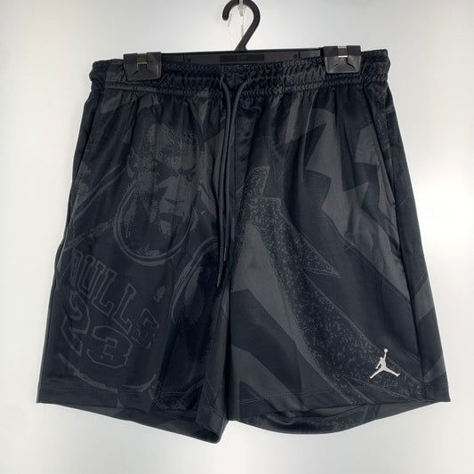 【中古美品】【メンズ】 NIKE ナイキ DQ7353-045 JORDAN AS M J ESS GFX KNIT SHORT ジョーダン ハーフパンツ ショートパンツ ボトムス 古着 タグ付 159-260729-mh-17-fuzh サイズ：2XL カラー：ブラック 万代Net店