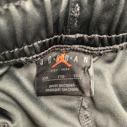 【中古美品】【メンズ】 NIKE ナイキ DQ7353-045 JORDAN AS M J ESS GFX KNIT SHORT ジョーダン ハーフパンツ ショートパンツ ボトムス 古着 タグ付 159-260729-mh-17-fuzh サイズ：2XL カラー：ブラック 万代Net店
