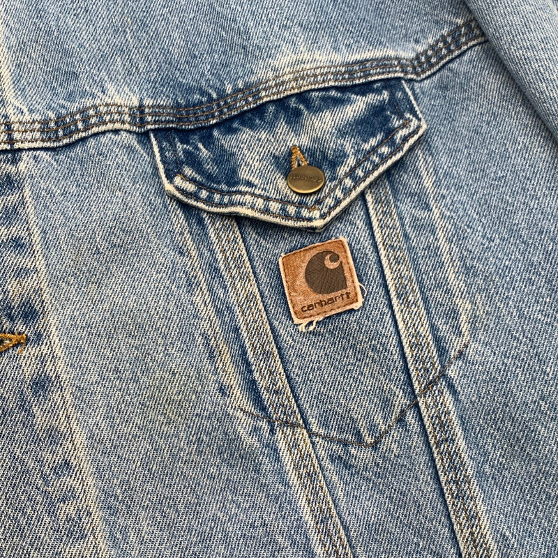 【中古品】【メンズ】 CARHARTT DENIM DETROIT JACKET カーハート デニム デトロイトジャケット デニムジャケット アウター ブランド 古着 145-260725-gm-03-fuzh サイズ：不明 カラー：ブルー 万代Net店