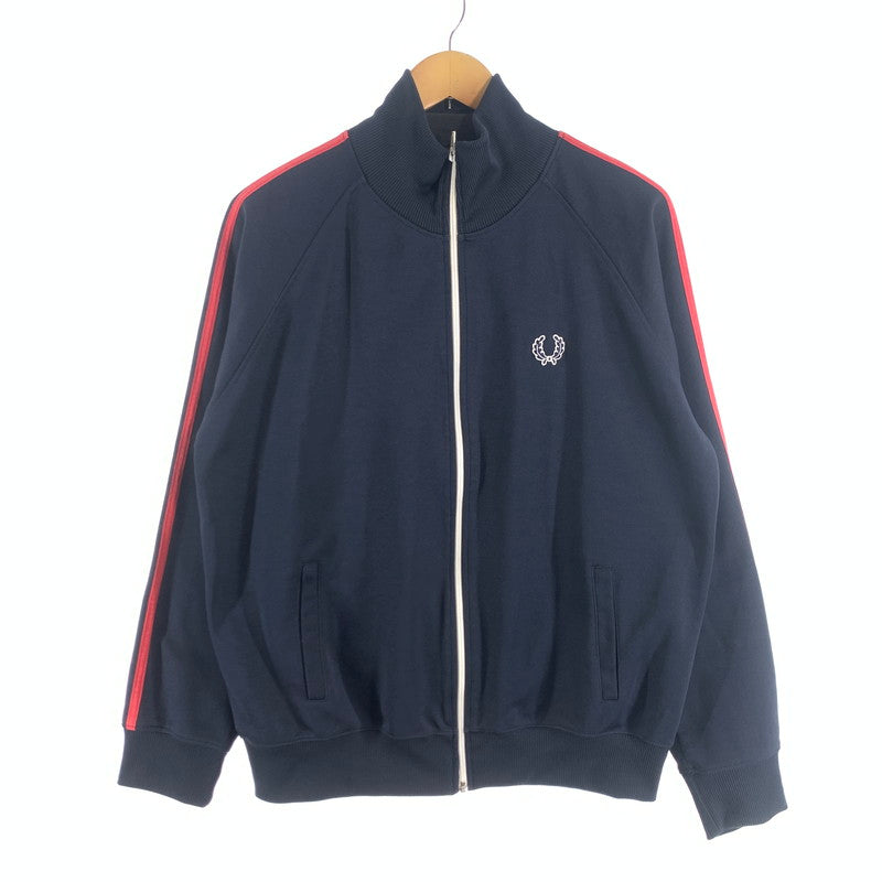 【中古品】【メンズ】 FRED PERRY TRACK JACKET フレッドペリー トラックジャケット ブルゾン アウター ブランド 古着 141-260726-gm-32-fuzh サイズ：L カラー：ネイビー レッド 万代Net店