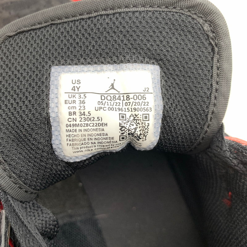 【中古品】【レディース】 NIKE ナイキ DQ8418 AIR JORDAN １ MID SE ′CHRISTMAS' RED.BLACK SIZE:23.0cm 本体のみ ※汚れ・インソールロゴ剥がれあり・使用感有 スニーカー 靴 166-260811-io-58-fuzh カラー：レッドブラック 万代Net店