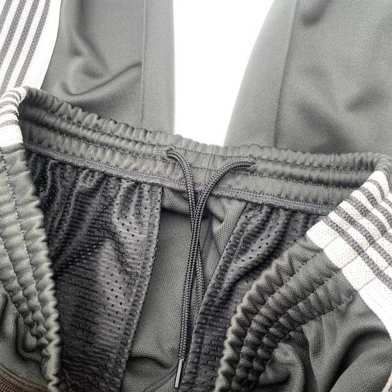 【中古品】【メンズ】 NEEDLES SX406 TRACK PANT POLY SMOOTH ニードルス トラックパンツ ボトムス ブランド 古着 151-260726-gm-36-fuzh サイズ：S カラー：チャコール 万代Net店