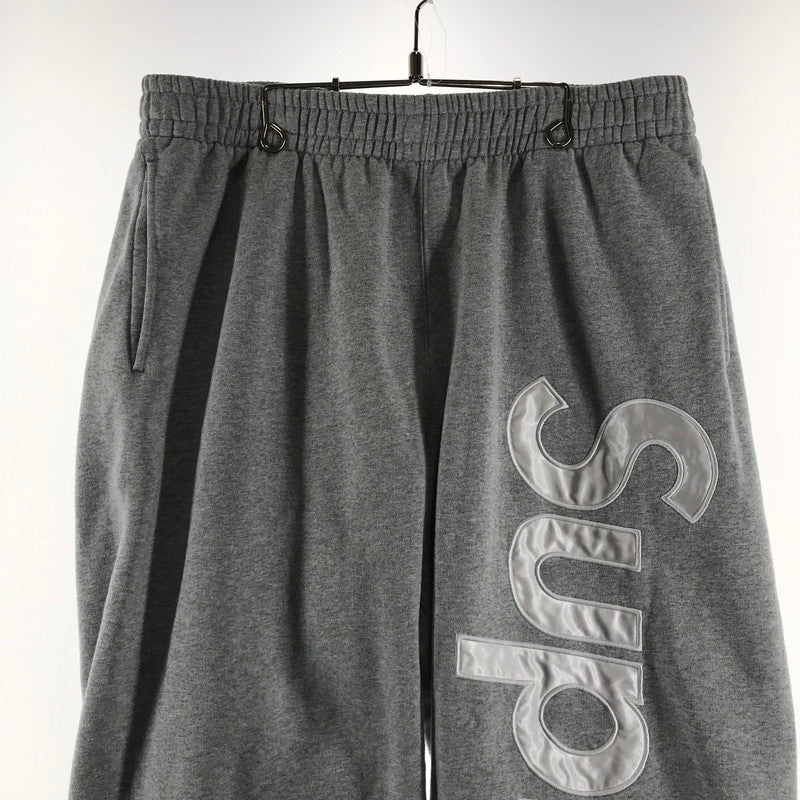 【中古品】【メンズ】 SUPREME シュプリーム SATIN APPLIQUE SWEATPANT サテン アップリケ スェットパンツ カラーGRAY SIZE:L 149-260727-ky-15-fuzh 万代Net店