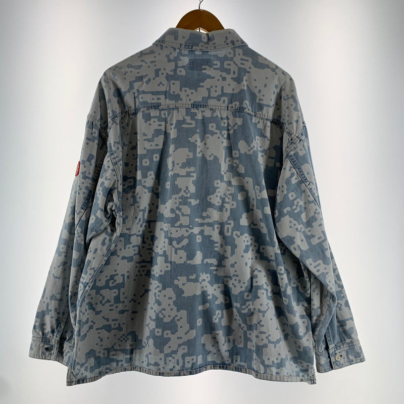 【中古品】【メンズ】 C.E CAVEMPT NOISE シーイーノイズ WASHED DENIM SHIRT JACKET デニム シャツ ジャケット トップス 古着 総柄 142-260729-mh-20-fuzh サイズ：M カラー：ライトブルー 万代Net店