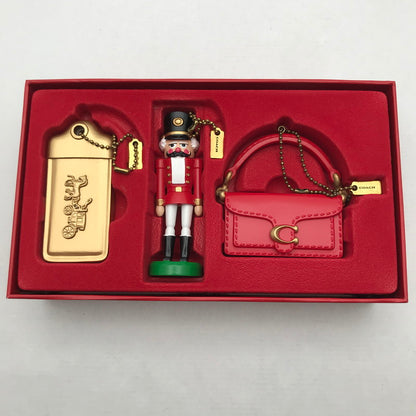 【中古品】【レディース】 COACH コーチ クリスマス オーナメント キーホルダー セット 箱付き 3点セット かわいい おしゃれ　※スレキズあり 183-260804-IO-10-fuzh 万代Net店