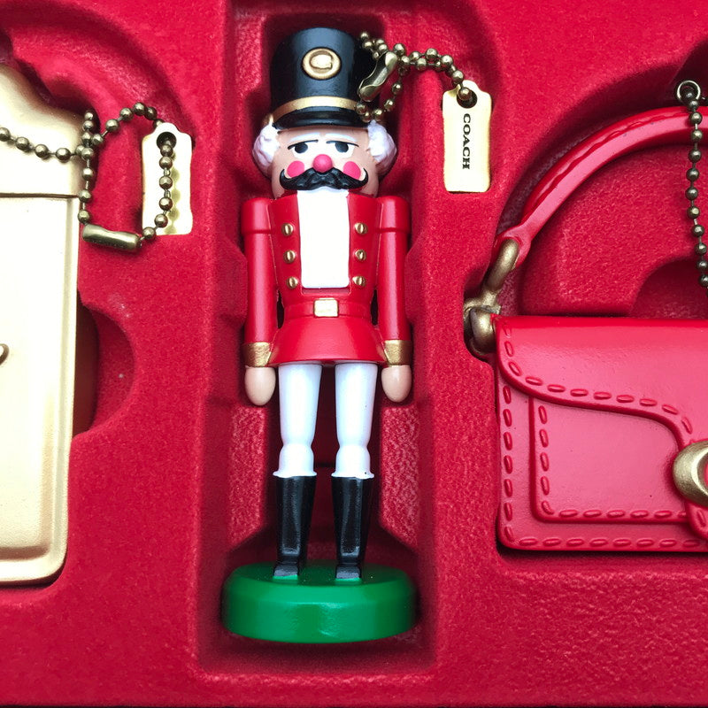 【中古品】【レディース】 COACH コーチ クリスマス オーナメント キーホルダー セット 箱付き 3点セット かわいい おしゃれ　※スレキズあり 183-260804-IO-10-fuzh 万代Net店