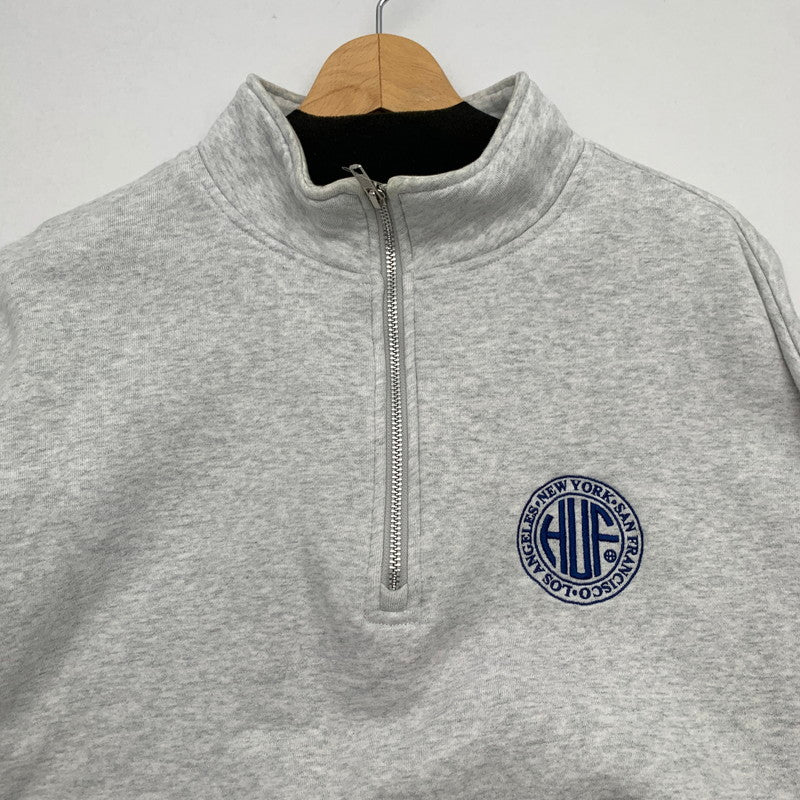 【中古品】【メンズ】 HUF ハフ ハーフジップスウェット トップス ブランド 古着 142-260808-gm-29-fuzh サイズ：XL カラー：グレー 万代Net店