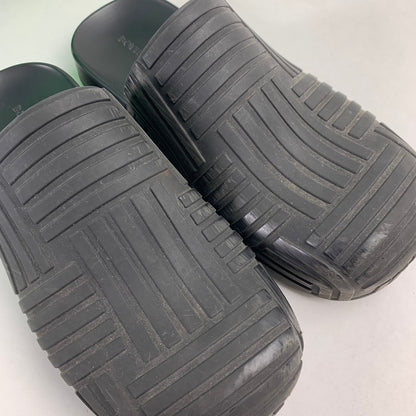 【中古品】【メンズ】 BOTTEGA VENETA ボッテガ・ヴェネタ ラバー スライダー サンダル 靴 164-260805-mh-08-fuzh サイズ：40 カラー：ブラック 万代Net店