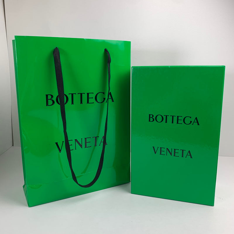 【中古品】【メンズ】 BOTTEGA VENETA ボッテガ・ヴェネタ ラバー スライダー サンダル 靴 164-260805-mh-08-fuzh サイズ：40 カラー：ブラック 万代Net店